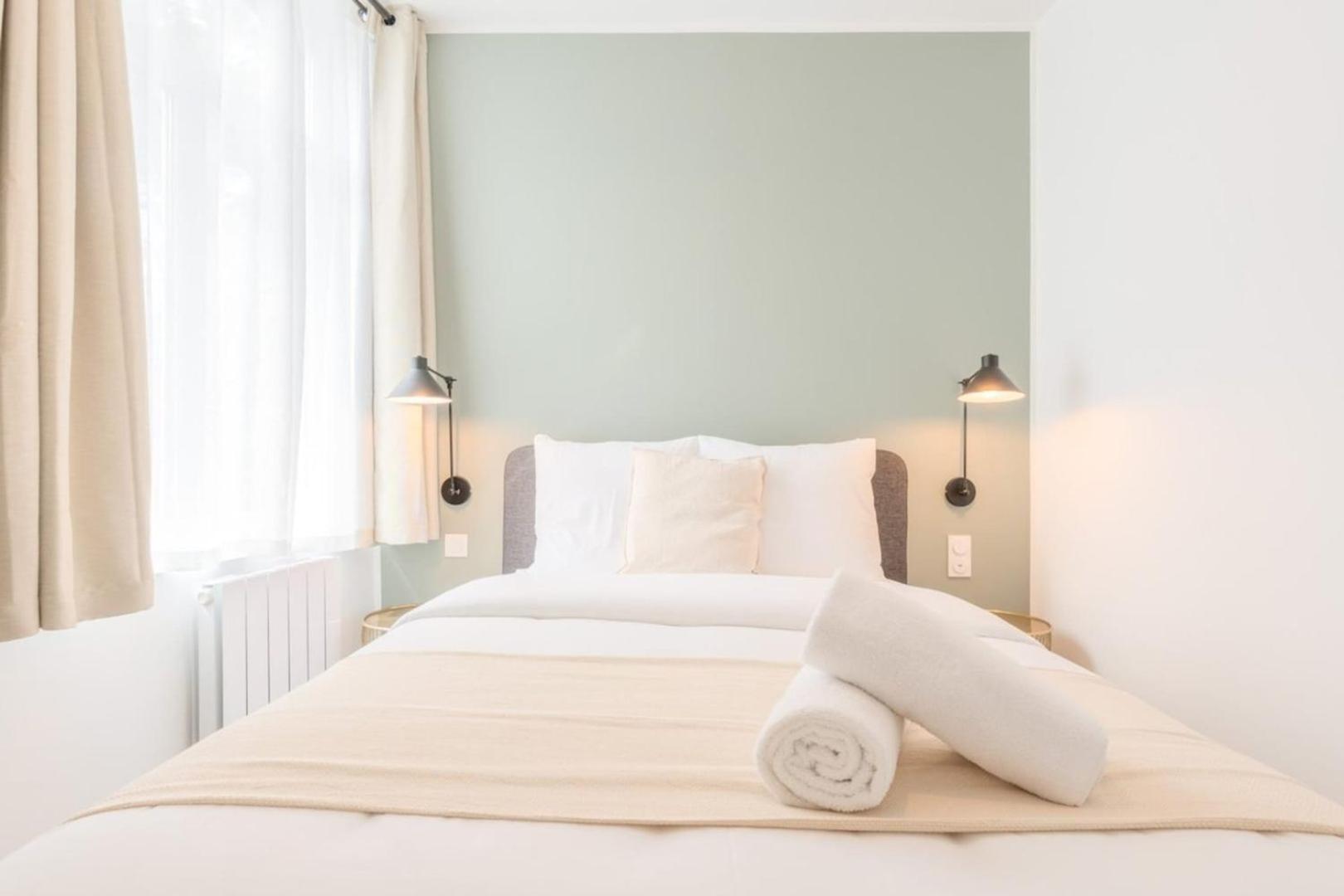 Renovated Apartment 3Bed 2Bath ลีลล์ ภายนอก รูปภาพ